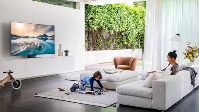 <b>Samsung lansează în România noi televizoare QLED 4K și 8K, dar și modele 2020 din seria Lifestyle</b>În cursul zilei de ieri Samsung România ne-a invitat să luăm parte la un eveniment special de presă, unul desfășurat în mediul virtual și având ca subiect principal prezentarea noilor televizoare QLED 4K și 8K din 2020