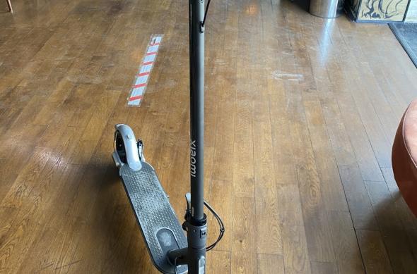 Xiaomi Mi Electric Scooter Pro 2 AMG F1 - Fotografii eveniment: Xiaomi-Mi-Scooter-Pro-2-Mercedes_007.jpg