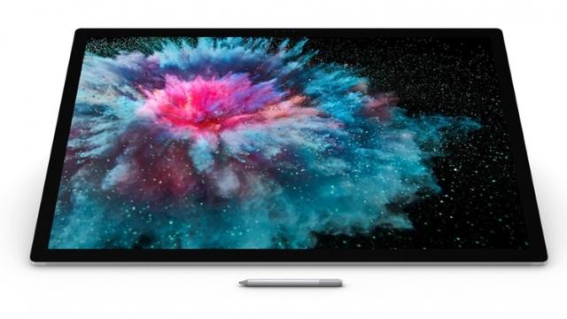 <b>Microsoft prezintă PC-ul All-in-One Surface Studio 2, cel mai rapid Surface din istorie cu soluție grafică GTX 1070 și 32 GB RAM</b>Alături de Surface Laptop 2 cei de la Microsoft au anunțat în ultimele ore și lansarea lui Surface Studio 2, cel mai rapid Surface din istorie care aduce upgrade-uri serioase la nivel hardware. Ca design lucrurile rămân neschimbate în raport cu