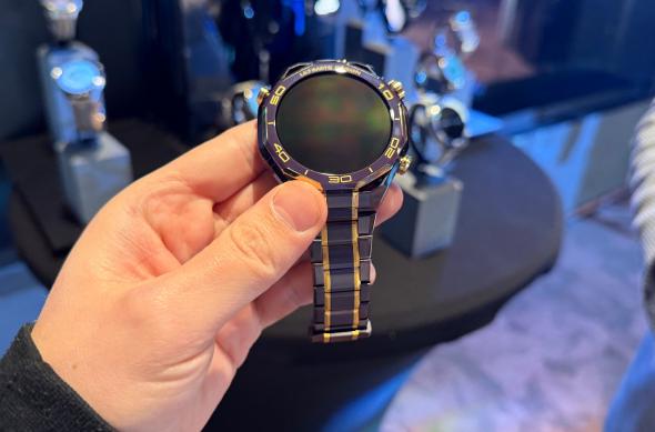 HUAWEI Watch Ultimate Royal Gold - Fotografii eveniment lansare: Huawei-Watch-Ultimate-Design-Royal-Gold_ (6).jpg