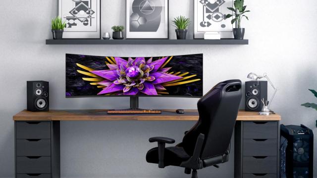 <b>IFA 2025: TCL prezintă monitoare de gaming mini LED de 57 inch, modelul ultrawide impresionant 57R94</b>TCL nu înseamnă doar televizoare, aparate de aer condiționat, headseturi sau telefoane NXTPAPER. Înseamnă și produse de gaming, precum noile monitoare prezentate la IFA. Vedeta a fost monitorul TCL 57R94 QD‑Mini LED.