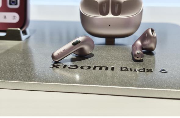 Xiaomi Buds 6 - Fotografii hands-on: MVIMG_20260528_163717.jpg