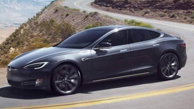 <b>Vânzările Tesla se prăbușesc în Europa; Piețele mari, precum Germania și Marea Britanie, trag în jos bilanțul</b>Tesla traversează o perioadă extrem de complicată pe piața auto din Europa, unde înmatriculările de vehicule au scăzut dramatic în prima parte a anului 2025. Cele mai recente date arată că, în luna iulie, vânzările Tesla au fost cu 41,6% mai mici față