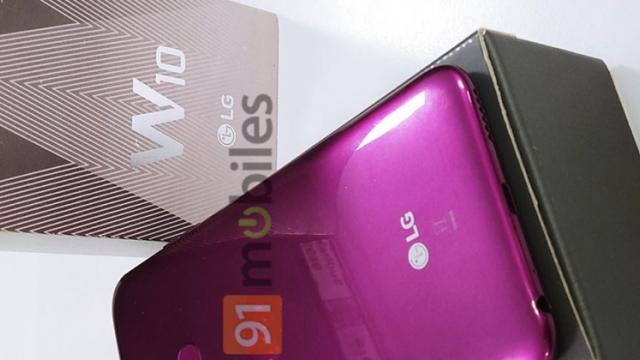 <b>LG W10 se va lansa pe data de 26 iunie în India; Telefon mid-range cu baterie de 4000 mAh</b>În ultimele săptămâni am aflat printre altele și faptul că sud-coreenii de la LG Electronics pregătesc introducerea unei noi serii de terminale mobile și anume Seria W. Aceasta va debuta pentru început în India și vine ca răspuns