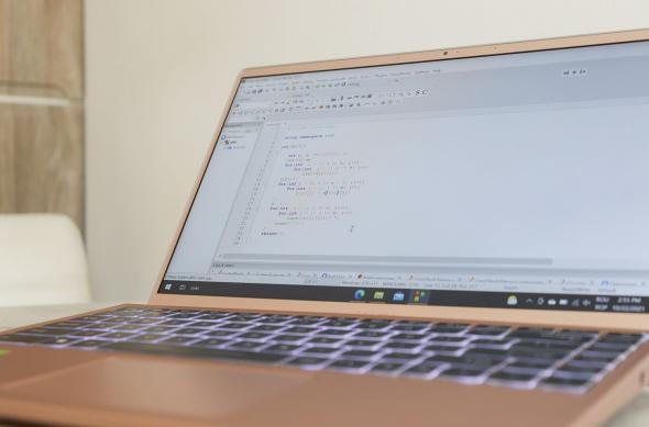 MSI Modern 14 - Fotografii: 20211022144618_IMG_3624.jpg