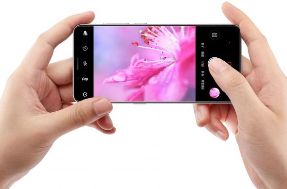 ZTE Nubia Z18 Mini - Fotografii oficiale: ZTE-Nubia-Z18-Mini_004.jpg