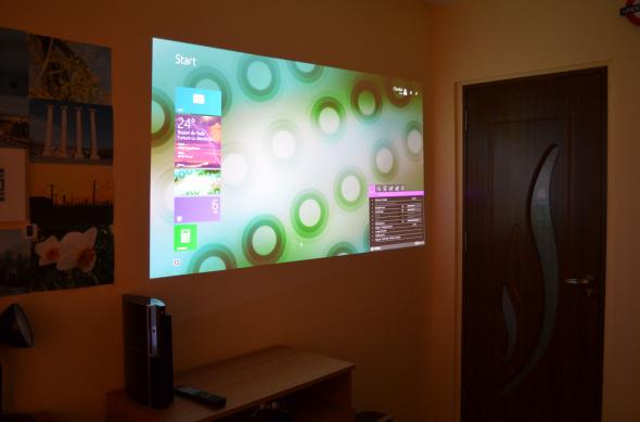 BenQ W2000 - Fotografii proiectie: Proiectie BenQ W2000 (1).jpg