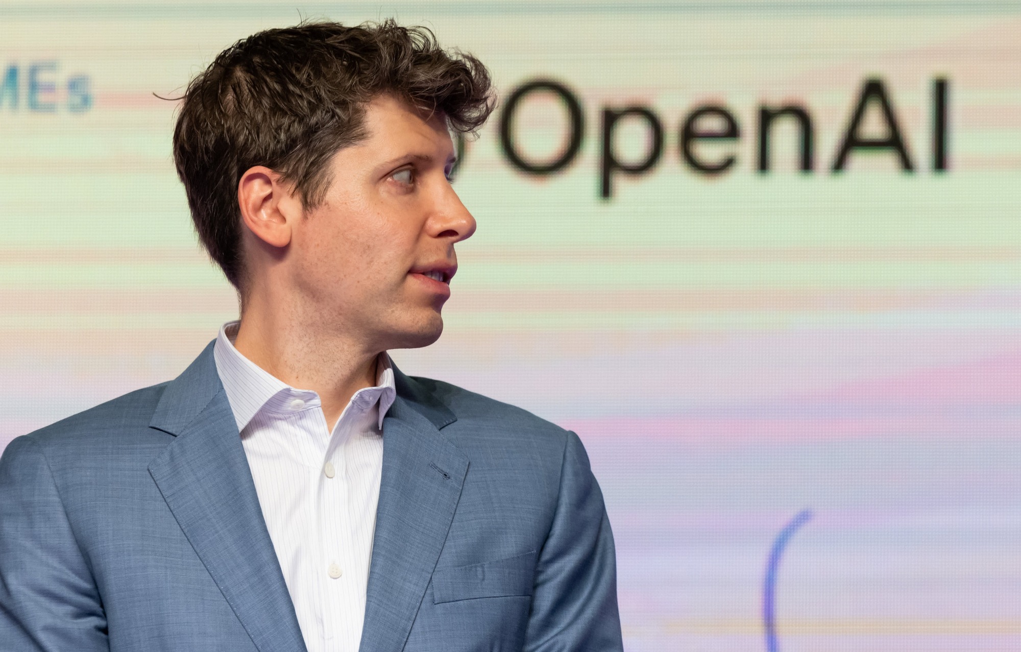 OpenAI ar putea angaja specialiști de la Google pentru noul său motor de căutare; Lansarea preconizată înainte de Google I/O 2024