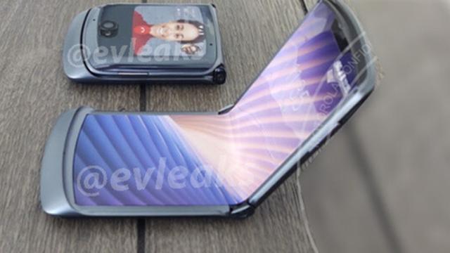 <b>Motorola RAZR 2020 are debutul programat pe 9 septembrie; Va aduce 5G, CPU Snapdragon 765 și cameră duală</b>Pe final de săptămână vine și confirmarea lansării lui RAZR 2020, noul pliabil pregătit de Motorola care va aduce câteva upgrade-uri notabile pentru prima încercare a companiei în acest segment de telefoane