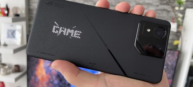 ASUS ROG Phone 8 PRO: În ciuda exteriorului "cuminte" bestia de la interior trăiește și sparge record după record la benchmark-uri