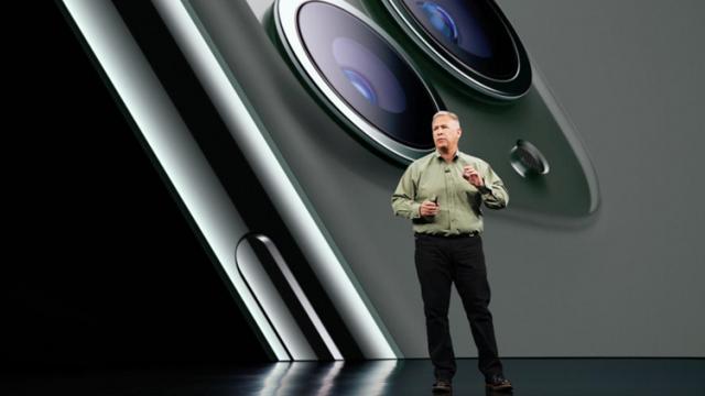 <b>Apple include funcția "Deep Fusion" în iOS 13 Beta pe iPhone 11 Pro; Iată ce livrează tehnologia de fotografiere AI</b>Printre informațiile dezvăluite de către Apple în cadrul evenimentului de lansare a lui iPhone 11 Pro se numărau și cele cu privire la tehnologia de fotografiere AI intitulată "Deep Fusion". Aflam în acel moment faptul că a