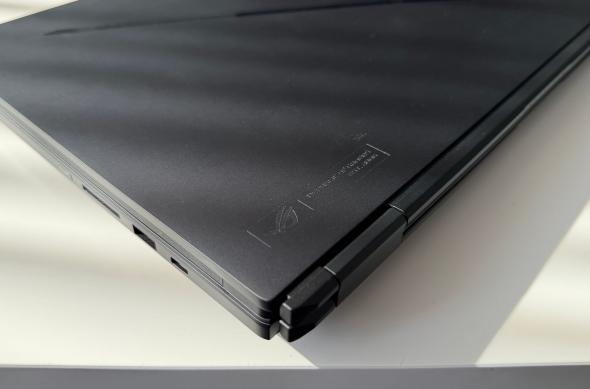 ASUS ROG Zephyrus DUO 2026 (GX651) - Design: ASUS_ (26).jpg