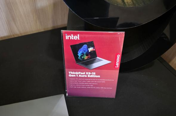 Lenovo ThinkPad X9-14 şi X9-15 Gen 1 Aura Edition - Fotografii: X9 Aur (12).jpg