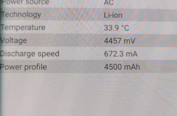 Specificații Motorola Edge+ (Leak): 89867807_2637136723239727_3120272312952160256_n.jpg