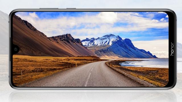 <b>Phablet-ul de 7.12 inch numit Honor 8X Max bifează deja un discount pe GeekBuying.com!</b>Dacă vă numărați printre cei care apreciază phablet-urile cu diagonale generoase, atunci veți fi încântat de modelul Huawei Honor 8X MAX și al său ecran de 7.12 inch. Acest telefon a debutat oficial de puțin timp și cumva deja primește reduceri