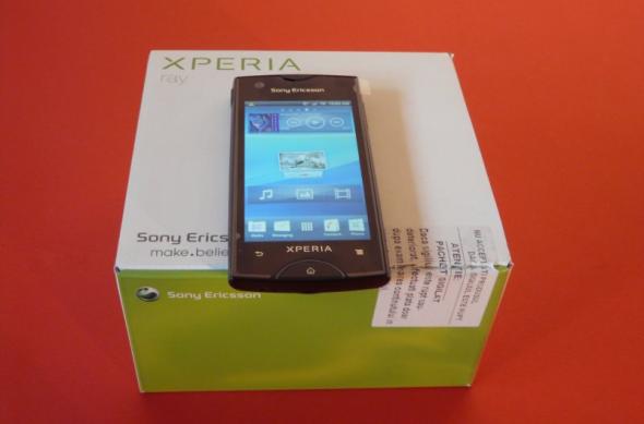 Sony Ericsson Xperia Ray scos din cutie - experiența de unboxing a unui Xperia cu preț accesibil (Video): p1240642jpg.jpg