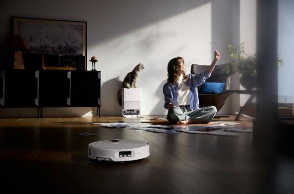 Roborock lansează Qrevo EdgeT în România; aspirator robot ultra-subțire cu funcții smart pentru case cu animale: Roborock Qrevo EdgeT_2.jpg
