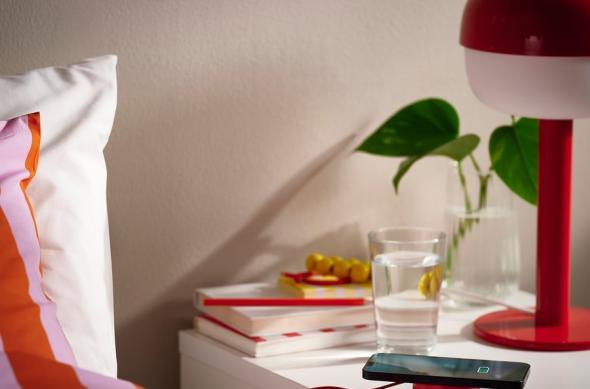 VÄSTMÄRKE wireless charger: download - 2025-12-13T175337.351.jpeg