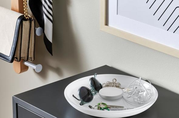 VÄSTMÄRKE wireless charger with lighting: download - 2025-12-13T175729.827.jpeg