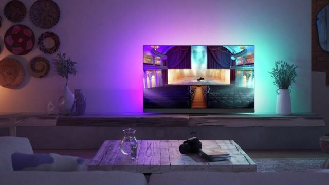 <b>Philips anunță noi Smart TV-uri OLED, Mini-LED, cu Google TV și procesor de nouă generație P5 AI; Sosesc și căști wireless noi din gama Fidelio</b>TP Vision a organizat astăzi un eveniment important în Europa, la Amsterdam, care s-a lăsat cu debutul a mai multe produse Philips. În lumina reflectoarelor se află noi smart TV-uri OLED, Mini-LED, dar și LED, din seria One. Totuși, au sosit și noi căști