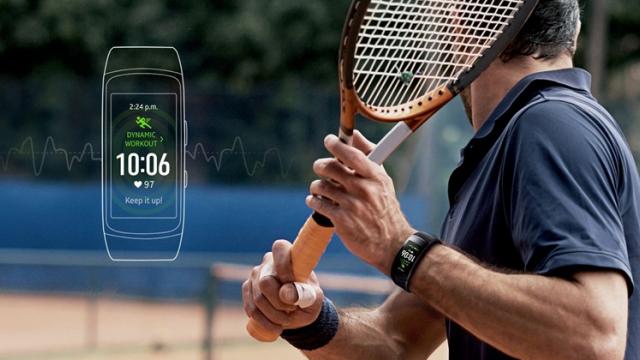 <b>Turul Magazinelor #342: Probabil cel mai ieftin televizor FHD Samsung, brăţară Gear Fit 2 Pro pe piaţa locală, aparate fitness şi tabletă accesibilă</b>În Turul Magazinelor de astăzi avem pentru voi câteva recomandări speciale, una fiind pentru un televizor Full HD foarte accesibil ce sună bine în prag de sărbători. E drept că nu dispune de o mega diagonală, dar este suficient pentru