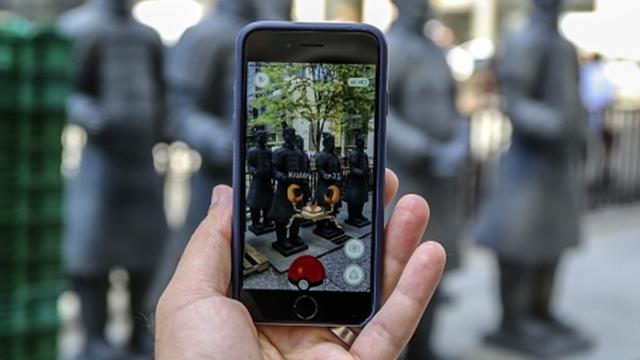 <b>China se teme că jocul Pokemon GO este de fapt doar o unealtă de spionaj dezvoltată de japonezi și americani</b>Pokemon GO este jocul-fenomen ce a cucerit publicul din întreaga lume, și care de curând a fost lansat oficial și în România. În timp ce debutul acestui titlu încă se lasă așteptat pe piața chineză, apar și speculații cu totul și cu totul interesante ce