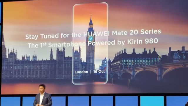 <b>IFA 2018: Huawei Mate 20 şi Mate 20 Pro vor debuta la Londra pe 16 octombrie</b>Huawei a confirmat astăzi şi data de anunţare a lui Huawei Mate 20 şi Mate 20 Pro şi anume 16 octombrie. Debutul va avea loc la Londra si speram sa fim si noi la faţa locului. Anunţul a venit în cadrul IFA 2018, odată cu prezentarea procesorului Kirin 980