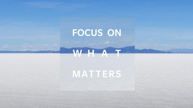 <b>OnePlus 5 se lansează astăzi la ora 19:00 (ora României); urmăriți evenimentul live aici!</b>Astăzi pe data de 20 iunie debutează oficial smartphone-ul OnePlus 5, terminal cu cameră duală, display de 5.5 inch și procesor Qualcomm Snapdragon 835. Produsul aduce un design atipic și avem în continuare un slider mute și un scanner de amprente