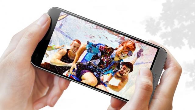 <b>Preț bun, dar informează-te înainte să cumperi! Azi LG G5!</b>Inaugurăm astăzi o nouă serie de articole intitulată -Preț bun, dar informează-te înainte să cumperi!- serie care desigur va cuprinde o recomandare pentru produsul cu cel mai bun preț al zilei, acesta urmând a fi însoțit și de informații extra pentru a