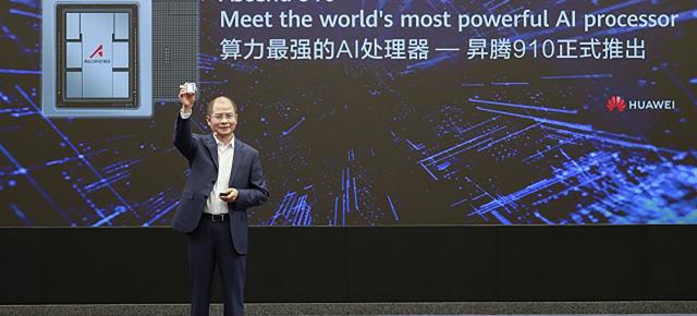 Huawei reorientează producția: cipurile AI Ascend devin prioritate în detrimentul telefonului Mate 60