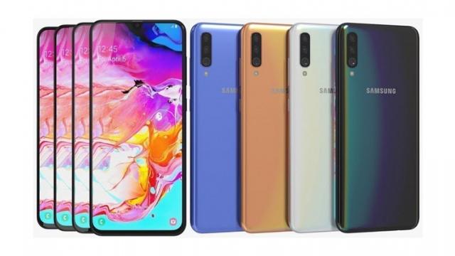 <b>Galaxy A71 5G este primul telefon accesibil Samsung cu suport 5G; Aflăm câteva dintre dotări</b>Dacă tot am auzit că Nokia pregăteşte un telefon midrange cu 5G şi firmele din China vor să coboare mult preţurile telefoanelor 5G la anul, se pare că şi Samsung reacţionează la acest trend. Se pare că Galaxy A71 5G
