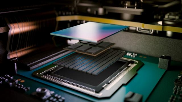 <b>Samsung chiar pregătește un smartphone cu senzor foto de 108 mpx și ar putea fi nimeni altul decât Galaxy S11</b>S-a vorbit mult în ultimele zile despre Samsung Galaxy S11, cu o ultimă scăpare dezvăluind detalii despre capacitatea bateriilor ce vor fi integrate pe această nouă serie de terminale flagship. Acum revenim la aspectul "cameră"