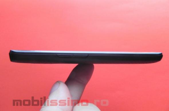 LG Optimus LTE P936, review În premieră - al doilea telefon cu ecran HD se comportă excelent, are o cameră de calitate, design atractiv (Video): 56_lg_optimus_lte_p936_review_mobilissimo_ro.jpg