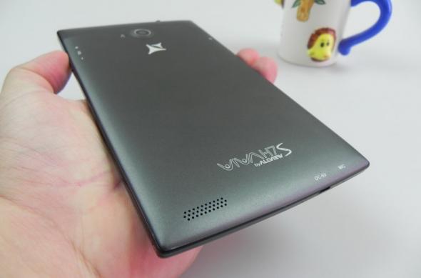 Allview Viva H7S Review + Concurs: cea mai arătoasă tabletă-telefon de la Allview, cu mulți decibeli sub capota metalică (Video): allview_viva_h7s_review_33jpg.jpg