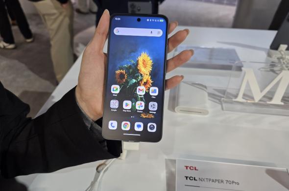 TCL NXTPAPER 70 Pro - Fotografii hands-on CES 2026: 20260107_222420.jpg