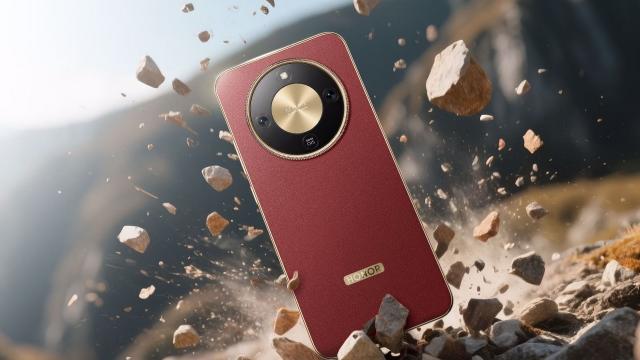 <b>HONOR sparge bariera de 8000 mAh, lansând telefonul Honor X70; Are baterie de 8300 mAh!</b>Un nou prag de capacitate a bateriei pe smartphone-uri a fost depăşit în această săptămână, odată cu lansarea lui HONOR X70. Telefonul aduce o baterie de nu mai puţin de 8300 mAh, acolo unde 7000 mAh era deja mult şi impresionant. HONOR X70 a debutat