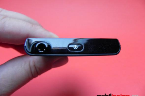 Review Sony Ericsson Xperia Ray - smartphone accesibil pentru tineri, cu toate funcțiile unui Xperia veritabil (Video): review_sony_ericsson_xperia_ray_mobilissimo_12.jpg