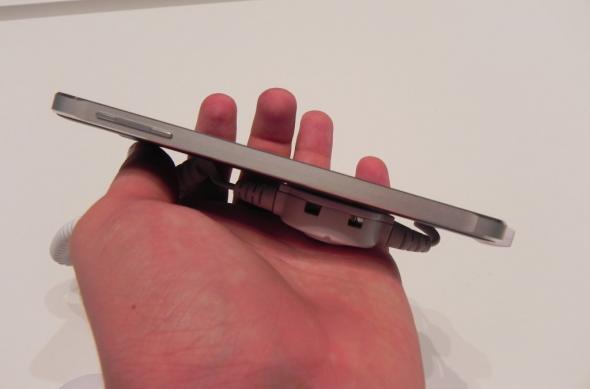 IFA 2014: Samsung Galaxy Alpha hands on - Samsung dovedește că e loc și de metal În galaxia sa (Video): dscn9333jpg.jpg