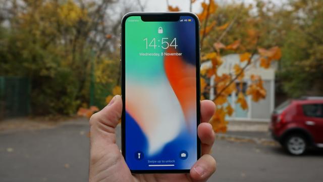 <b>Turul Magazinelor #1046: 100 lei reducere la laptopuri, TV LG OLED sub 4000 lei, monitor LED 240 Hz cu discount</b>Începem o nouă săptămână a lui 2022, cu un nou Tur al Magazinelor, ajuns la episodul #1046. De această dată punem accentul pe aspectul audio şi pe cel de divertisment vizual, printr-un televizor OLED şi monitor de gaming de 240 Hz. Televizorul LG OLED..