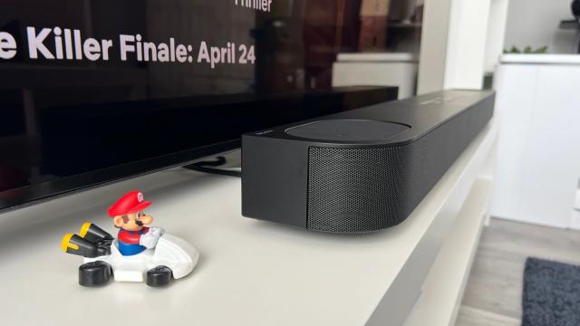 <b>Sony BRAVIA Theatre Bar 6 Review: Soundbar 3.1.2 cu bas impresionant și sunet surround 3D chiar și de la conținut stereo </b>Au trecut câteva luni bune de la ultimul soundbar testat, iar acum deși a venit primăvara, vremea este în continuare instabilă și ne petrecem mult timp și în casă, savurând cele mai noi producții de pe Netflix. Pentru cei care vor