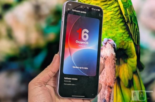 OnePlus 15 - Unboxing FoneArena: OnePlus 15 (3).jpg