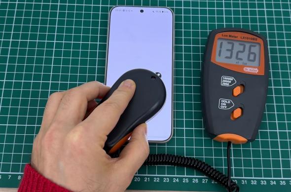 OnePlus 15 - Test luminozitate: Ecran (2).jpg