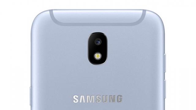 <b>Preț și disponibilitate Samsung Galaxy J5 (2017) în România!</b>A durat doar câteva zile de la anunțul oficial și până la listarea pe plan local a telefonului Samsung Galaxy J5 (2017), terminal ce se remarcă printr-un design premium și dotări deloc rele. Prețul nu este tocmai avantajos pentru început și aflați că