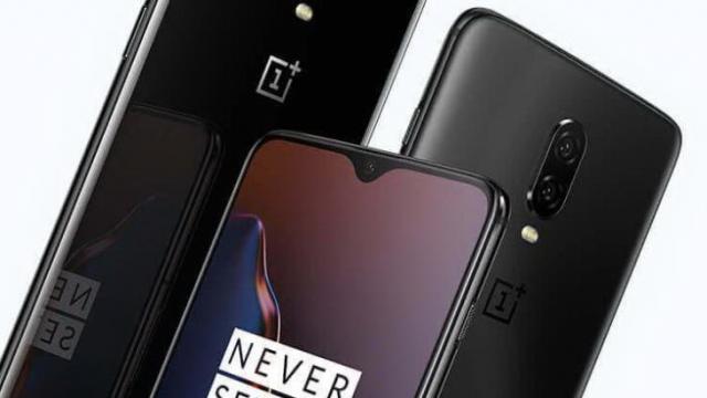 <b>Cum comanzi OnePlus 6T de pe site-ul oficial, cât platești în total și în cât timp ajunge coletul; Ghid de cumpărare OnePlus 6T la preț bun, plus voucher de 20 euro</b>Așa cum v-am anunțat prin intermediul unui update din cadrul articolului Preț și Disponibilitate OnePlus 6T, acest telefon va fi disponibil la vânzare pe site-ul oficial oneplus.net în mai puțin de 24 ore. Pentru că există multe persoane