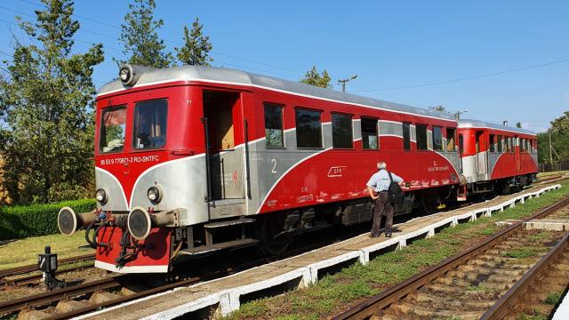 <b>Am filmat un documentar cu Samsung Galaxy Note 10+, să vedem cum se descurcă telefonul; Iată ce a ieșit!</b>Noi la Mobilissimo.ro filmăm în special recenzii de telefoane, uneori tablete, ceasuri sau chiar console ca NVIDIA Shield. Ne abatem de la format de această dată pentru ceva special, un mini documentar realizat despre staţiunea balneo Buziaş.