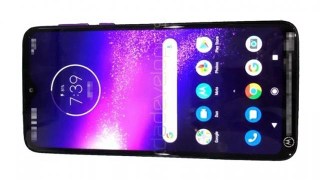<b>Încă un One: Motorola One Macro apare în imagini și în GeekBench alături de câteva dotări</b>Motorola a făcut o veritabilă şi respectabilă serie din Motorola One. Ceea ce pornise ca un telefon entry level a ajuns cam o jumătate de duzină de modele... sau pe aproape. Azi aflăm că după Motorola One, One Vision