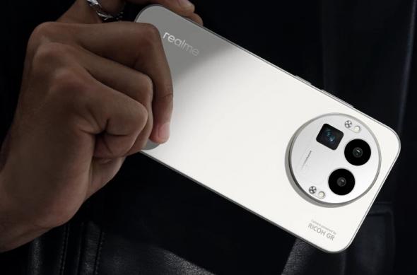 realme GT8 Pro - Fotografii oficiale: realme-gt8-pro (1).jpg