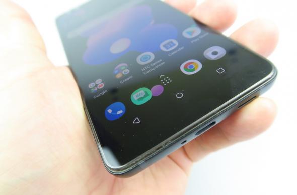 Putere volum HTC U12+: HTC-U12-Plus_030.JPG