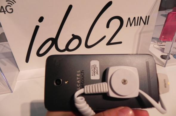 Alcatel One Touch Idol 2 Mini hands on preview: model dual SIM midrange cu interfață jucăușă (Retro MWC - 2014 Video): dscn4904jpg.jpg
