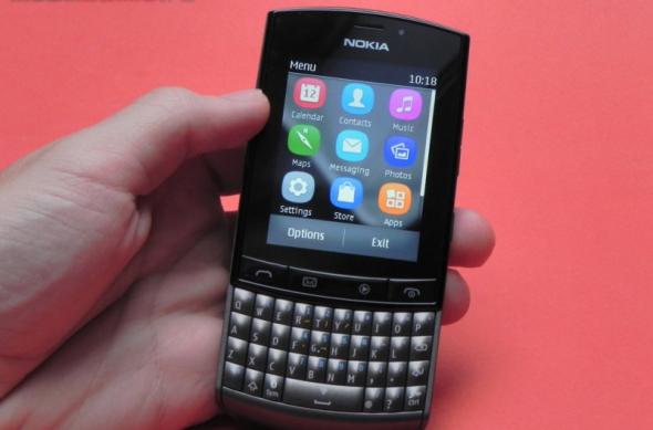 Review Nokia Asha 303 - preț accesibil, Angry Birds, QWERTY și touch laolaltă (Video): nokia_asha_303_review_mobilissimo_03.jpg